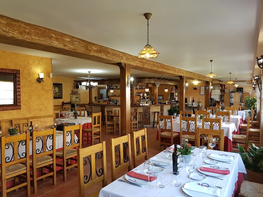 Casa Rural Restaurante Puerto del Emperador