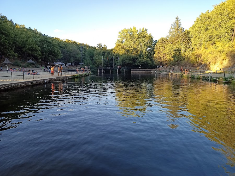 El Lago, Piscina Natural
