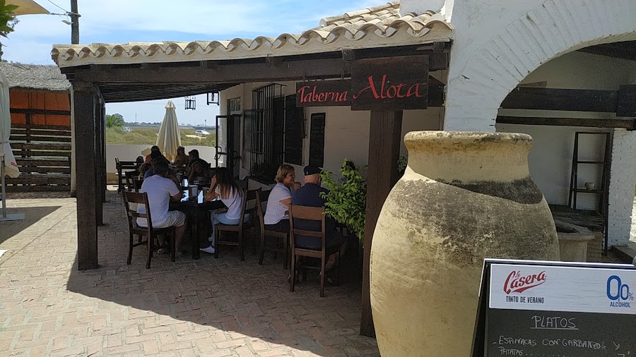 Taberna Alota Muelle 3 Carabelas