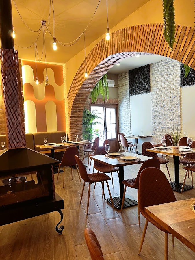 Alquitara gastro lounge