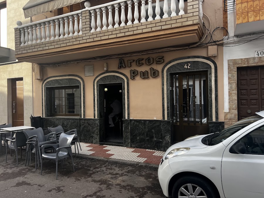 Arcos Pub