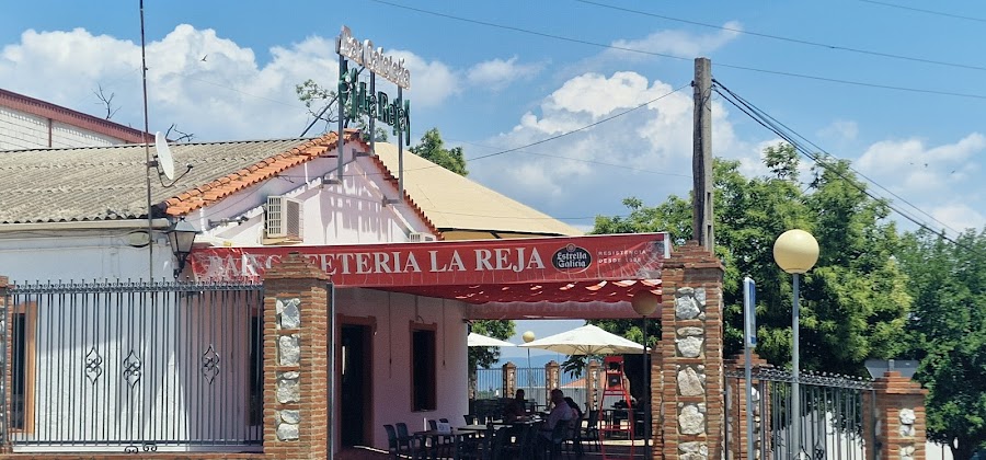 Bar Cafetería La Reja