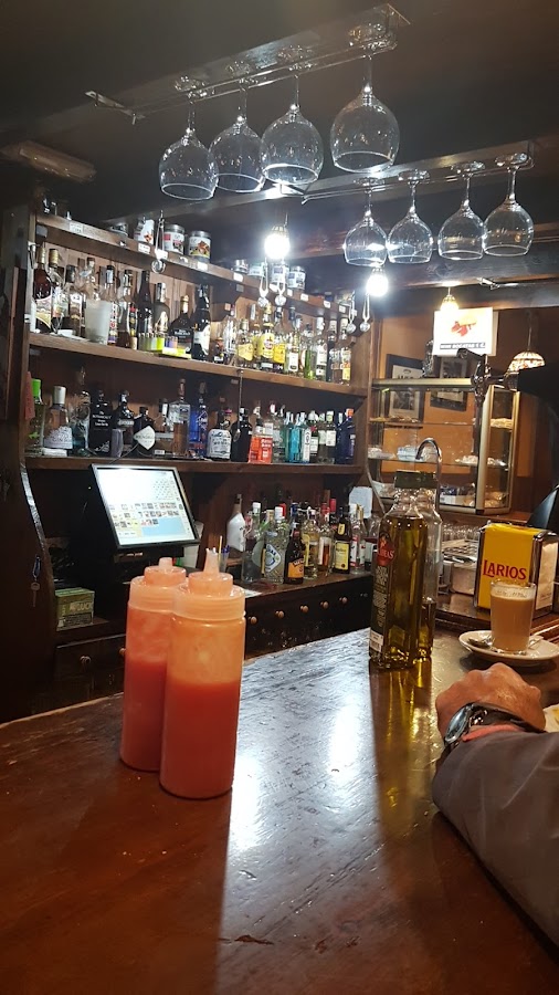 Bar Puly
