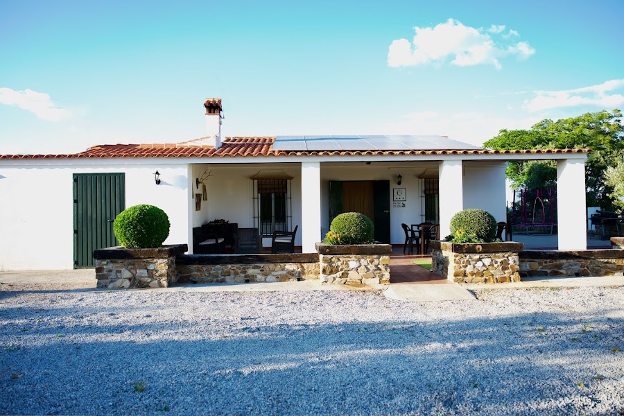 CASA RURAL LA LOBA ( Tr-ba 00283)