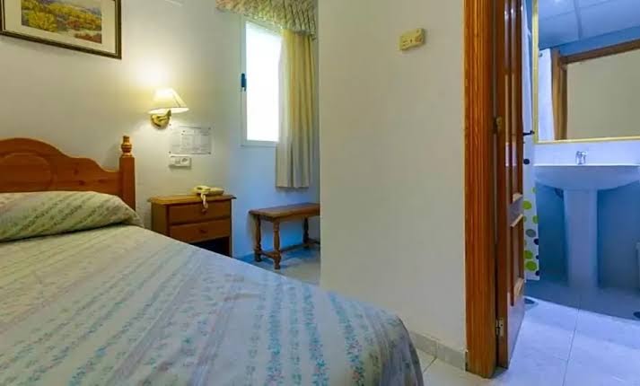 Hostal La Glorieta S L