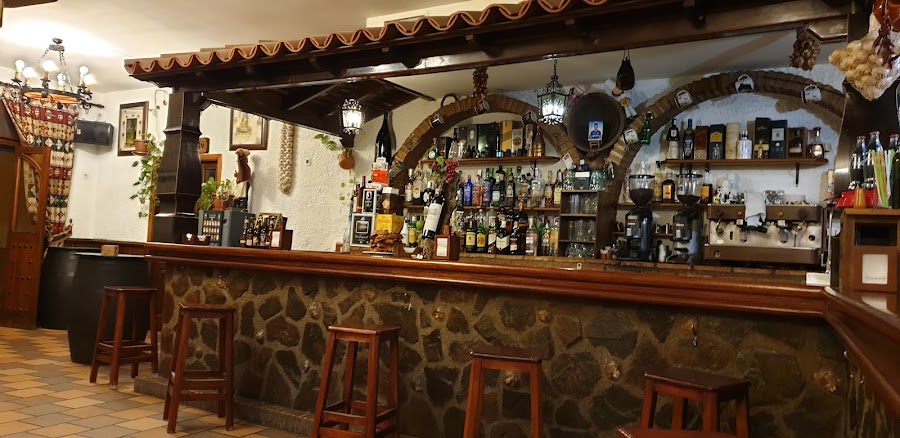 Mesón-Restaurante Los Arroyuelos