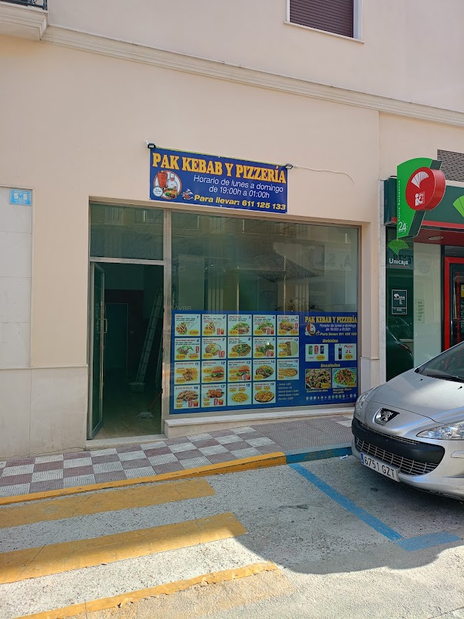 Pak kebab y pizzería
