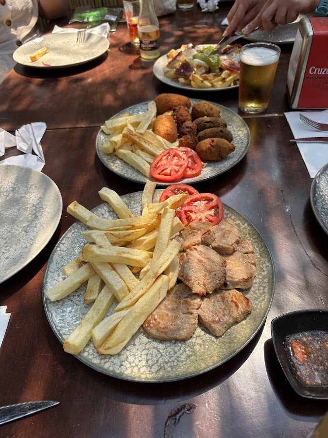 Piscina Municipal Bar