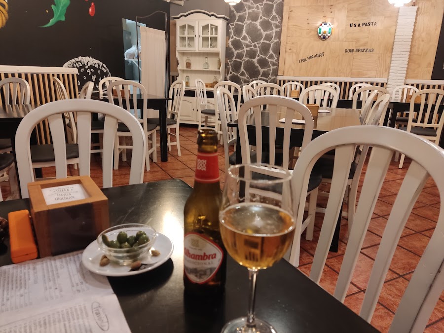 Pizzería La Nova Traviola