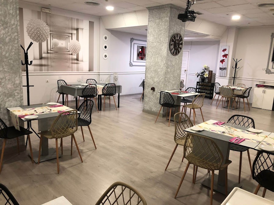 Restaurante/ Tapería La Pausa