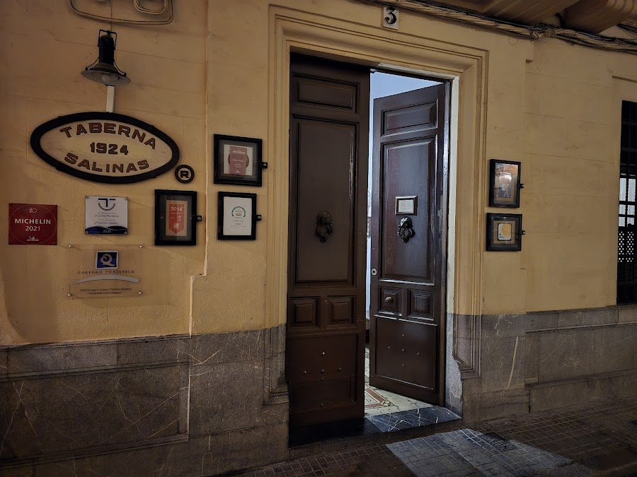 Taberna Salinas