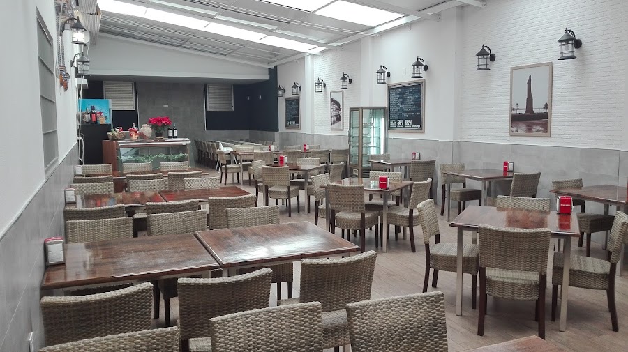 Terraza-Bar La Hispanidad